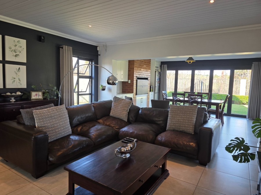 3 Bedroom Property for Sale in Melodie North West